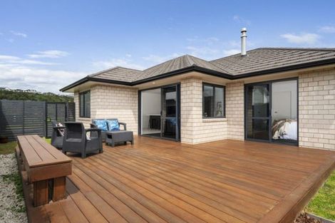 Photo of property in 8 Double Bay Road, Pyes Pa, Tauranga, 3112
