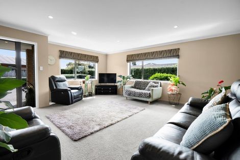 Photo of property in 18b Estate Grove, Inglewood, 4330