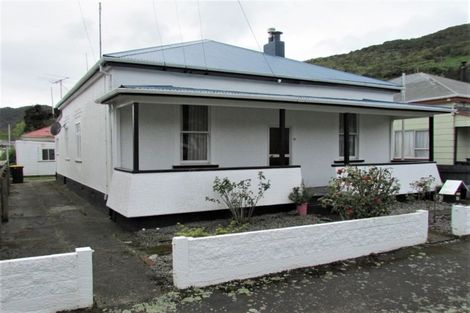 Photo of property in 31 Murray Street, Greymouth, 7805