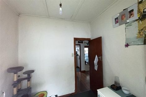 Photo of property in 113 Mangorei Road, Merrilands, New Plymouth, 4312