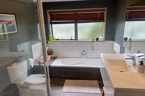 Photo of property in 28b Philomel Crest, Welcome Bay, Tauranga, 3112