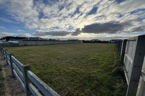 Photo of property in 167 Silver Peaks Drive, West Melton, 7618