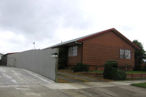Photo of property in 10 Suzanne Grove, Kelvin Grove, Palmerston North, 4414