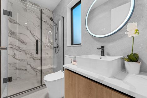 Photo of property in 130 Mcquoids Road, Flat Bush, Auckland, 2019