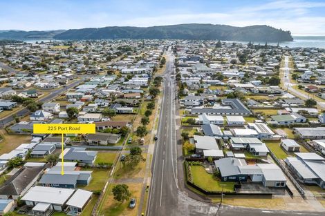 Photo of property in 225 Port Road, Whangamata, 3620