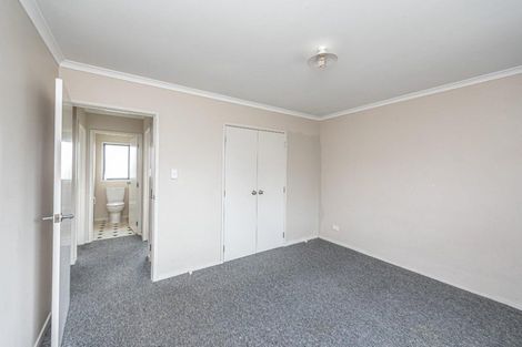 Photo of property in 17 Waitai Street, Castlecliff, Whanganui, 4501