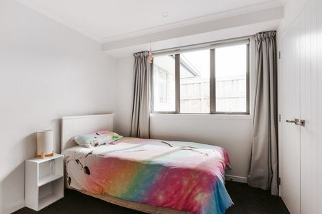 Photo of property in Waterview Estate, 33/4 Greystone Place, Omokoroa, 3114