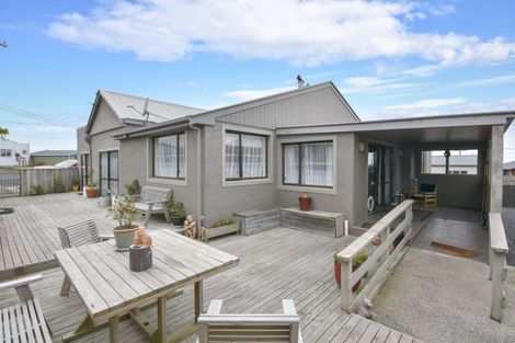 Photo of property in 18 Bath Street, Brighton, Dunedin, 9035