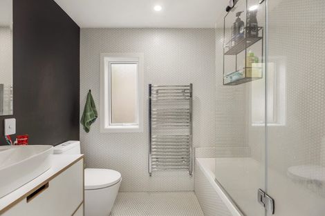 Photo of property in 11 Danube Street, Island Bay, Wellington, 6023