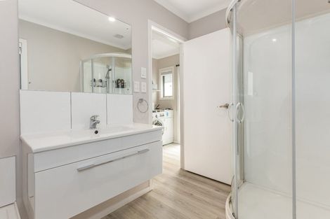 Photo of property in 17a Gloucester Street, Cannons Creek, Porirua, 5024