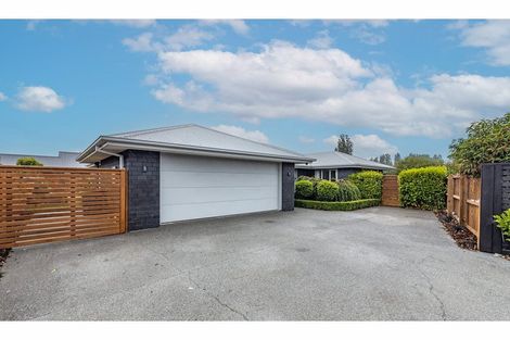 Photo of property in 8 Polish Settlers Place, Marshland, Christchurch, 8083