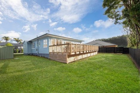 Photo of property in 12 Wautaiti Drive, Riverhead, 0820