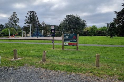 Photo of property in 3/176 Henderson Valley Road, Henderson, Auckland, 0612