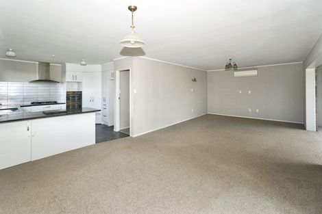 Photo of property in 6 Randell Place, Te Puke, 3119