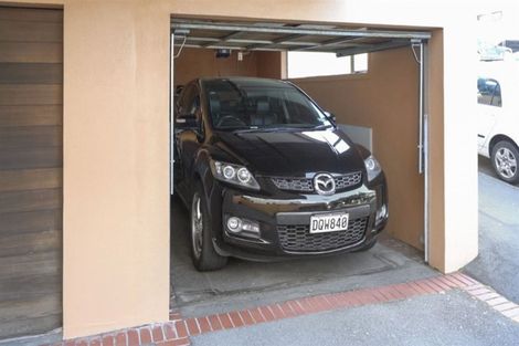 Photo of property in 83c Majoribanks Street, Mount Victoria, Wellington, 6011