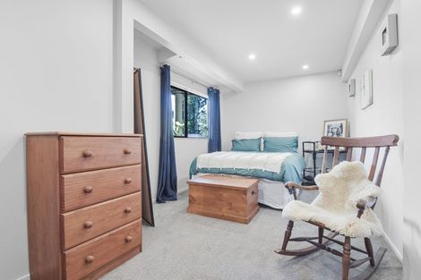 Photo of property in 1/66 Browns Bay Road, Rothesay Bay, Auckland, 0630