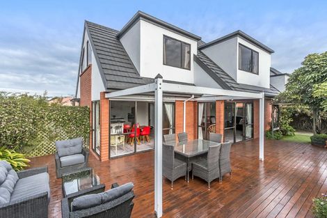 Photo of property in 1/4 Parkwood Place, Parklands, Christchurch, 8083