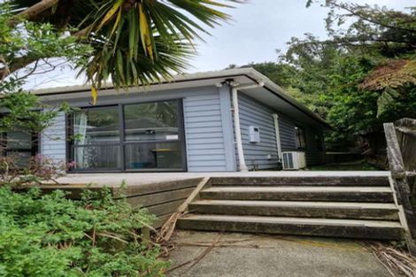 Photo of property in 118a Parkvale Road, Karori, Wellington, 6012