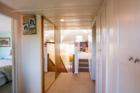 Photo of property in 33 Norwood Street, Beckenham, Christchurch, 8023