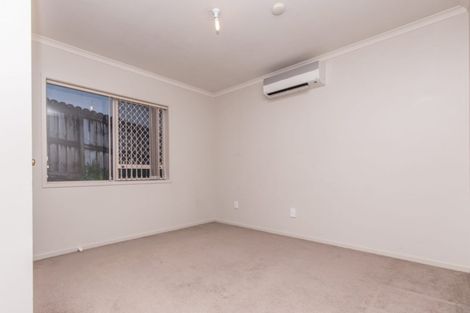 Photo of property in 3 Fitchburg Place, Mangere, Auckland, 2022