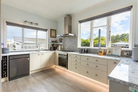 Photo of property in 53 Hospital Street, Dannevirke, 4930
