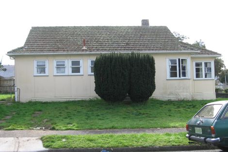 Photo of property in 10 Hooper Grove, Taita, Lower Hutt, 5011