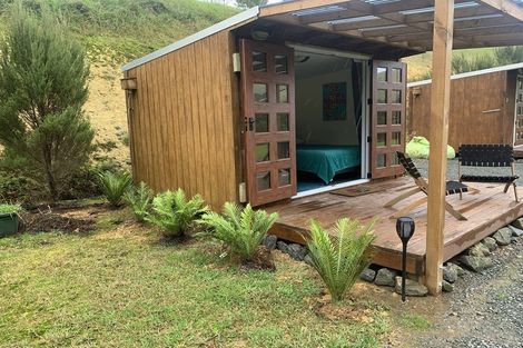 Photo of property in 1665 Matapouri Road, Matapouri, Whangarei, 0173