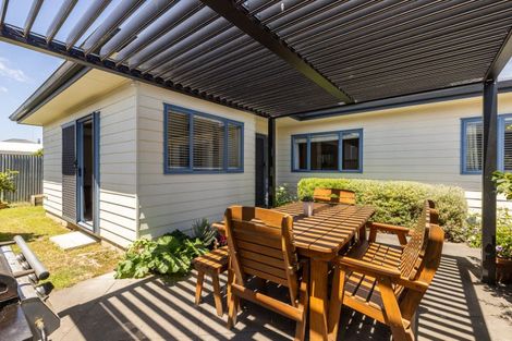 Photo of property in 1a Upham Street, Havelock North, 4130