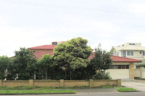Photo of property in 11 Oceanbeach Road, Mount Maunganui, 3116
