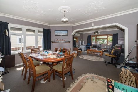 Photo of property in 18 Kowhai Avenue, Takaro, Palmerston North, 4410