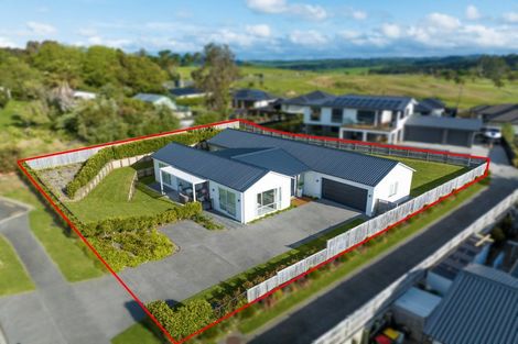 Photo of property in 37 Motukaraka Drive, Beachlands, Auckland, 2018