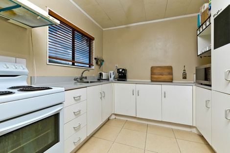 Photo of property in 52 Luanda Drive, Ranui, Auckland, 0612