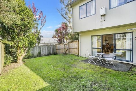 Photo of property in 10/548 Albany Highway, Albany, Auckland, 0632