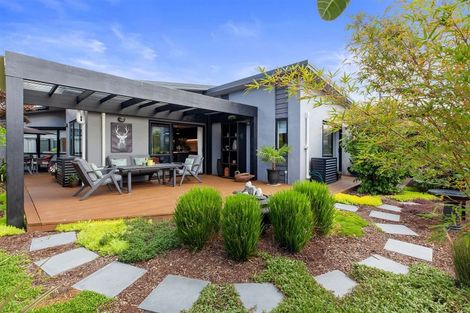 Photo of property in 305 Carmichael Road, Brookfield, Tauranga, 3110