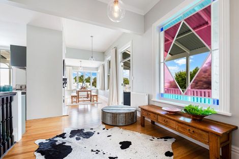 Photo of property in 19 Buchanan Street, Devonport, Auckland, 0624