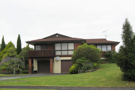 Photo of property in 3 Elrita Place, Conifer Grove, Takanini, 2112