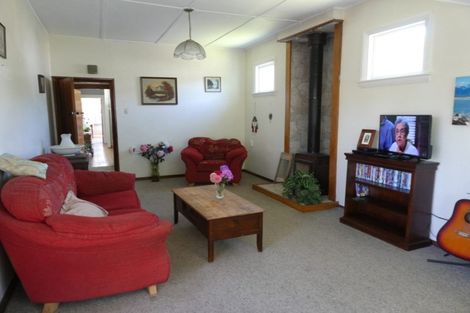 Photo of property in 7 Greenfield Street, Hector, 7822