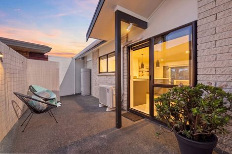 Photo of property in 2/99 Riverside Road, Orewa, 0931