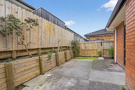 Photo of property in 61d Sabulite Road, Kelston, Auckland, 0602