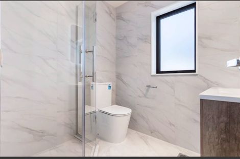 Photo of property in 172a Aviemore Drive, Highland Park, Auckland, 2010