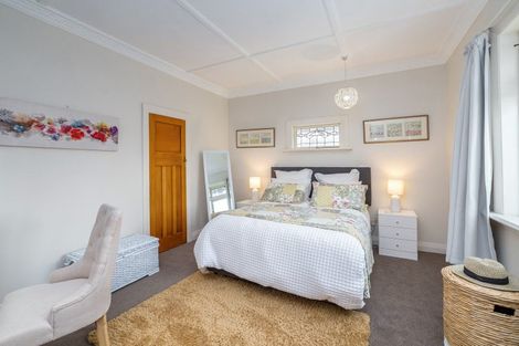 Photo of property in 45 Cambridge Terrace, Masterton, 5810