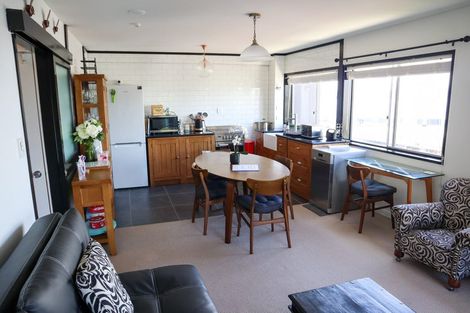 Photo of property in Mansfield Towers, 1 Grant Road, Thorndon, Wellington, 6011