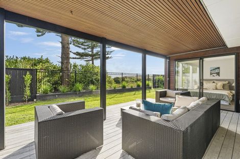 Photo of property in 289d Oceanbeach Road, Mount Maunganui, 3116