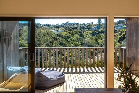 Photo of property in 33c Ocean Road, Surfdale, Waiheke Island, 1081