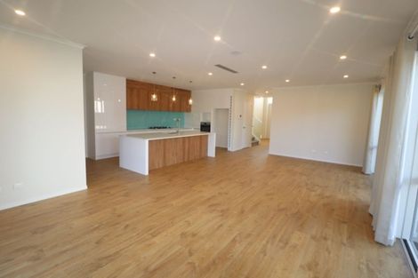 Photo of property in 36 Mettam Drive, Swanson, Auckland, 0614