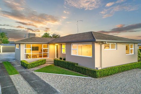 Photo of property in 71 Grey Street, Cambridge, 3434