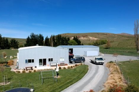 Photo of property in 17 Siegerts Road, Kimbell, Fairlie, 7987