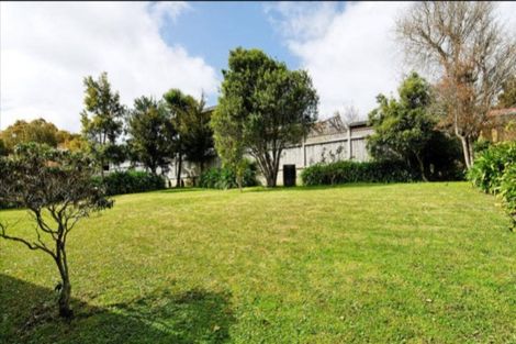 Photo of property in 30 John Davis Road, Mount Roskill, Auckland, 1041