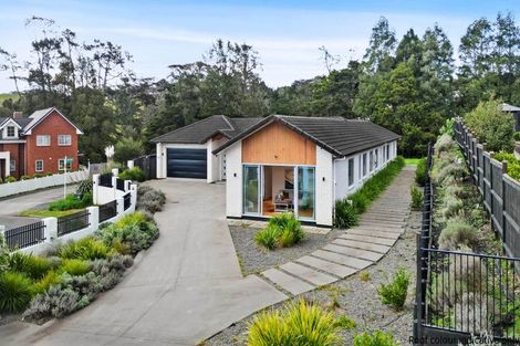 Photo of property in 27 Tau Drive, Flat Bush, Auckland, 2019