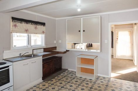 Photo of property in 11 Thomas Place, Foxton Beach, Foxton, 4815